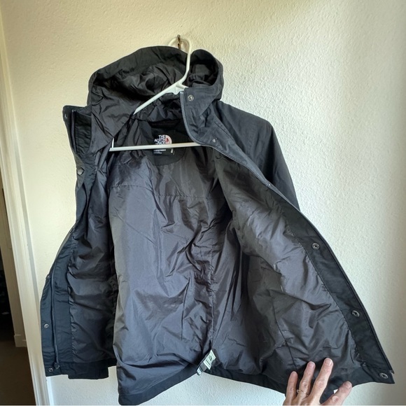 THE NORTH FACE ‘Zoomie’ Jacket BLACK - Picture 13 of 13